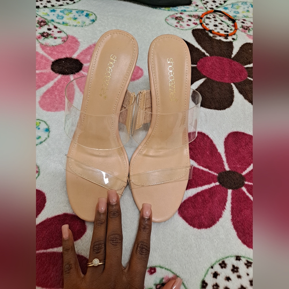 Shoedazzle cream mule